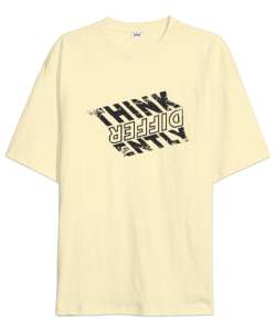 Farklı Düşün - Think Different Krem Oversize Unisex Tişört