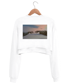 need more you Kadın Crop Sweatshirt